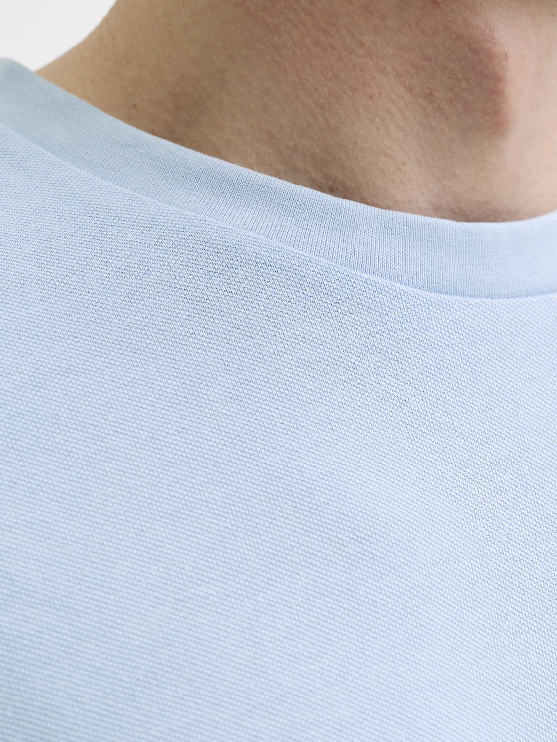 model_shot-detail